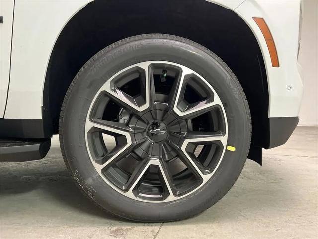 2026 Chevrolet Suburban RST, 4WD