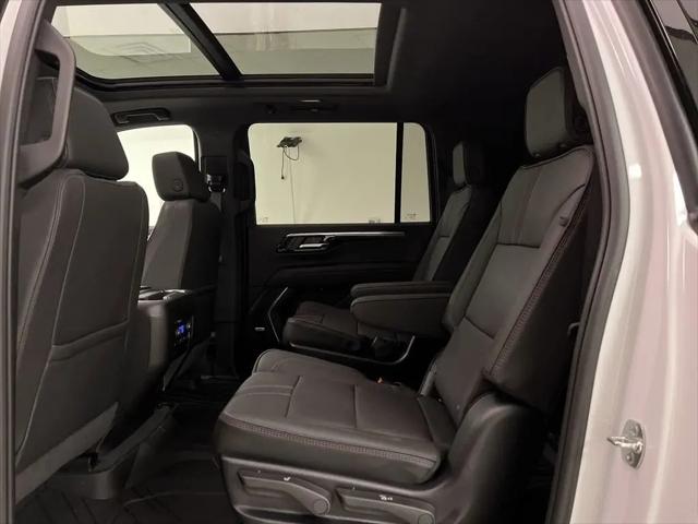 2026 Chevrolet Suburban RST, 4WD