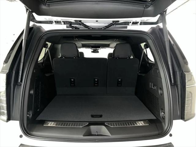 2026 Chevrolet Suburban RST, 4WD
