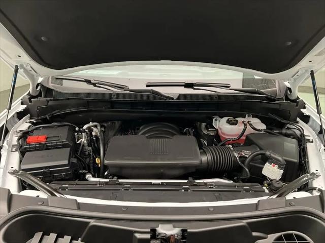 2026 Chevrolet Suburban RST, 4WD