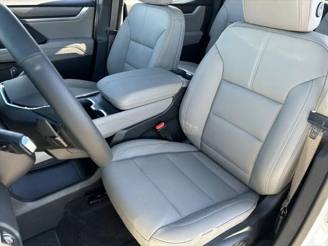 2026 GMC Acadia Elevation AWD