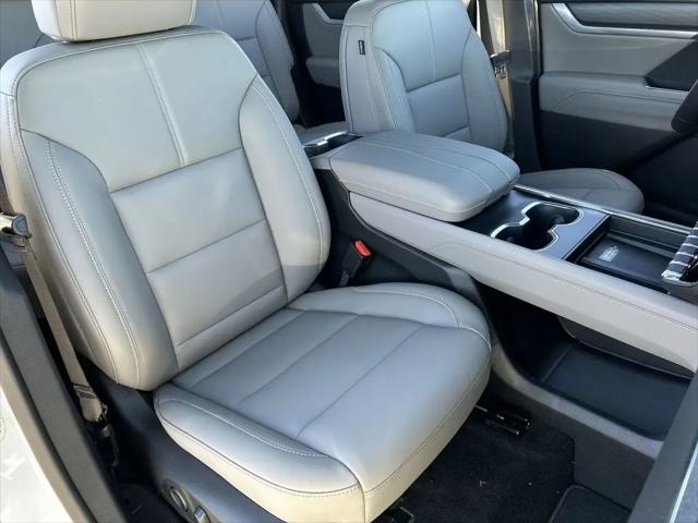 2026 GMC Acadia Elevation AWD