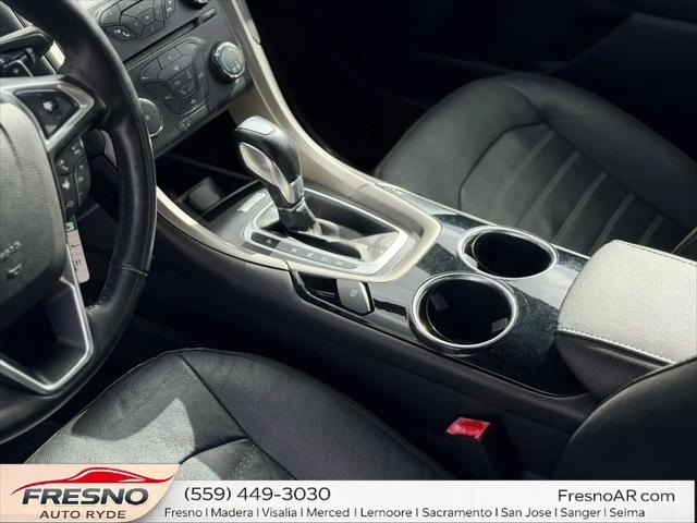 2013 Ford Fusion SE