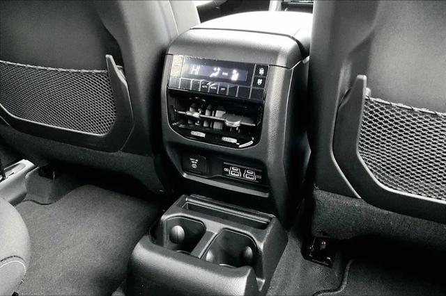 2026 Jeep Grand Cherokee L Altitude 4x4