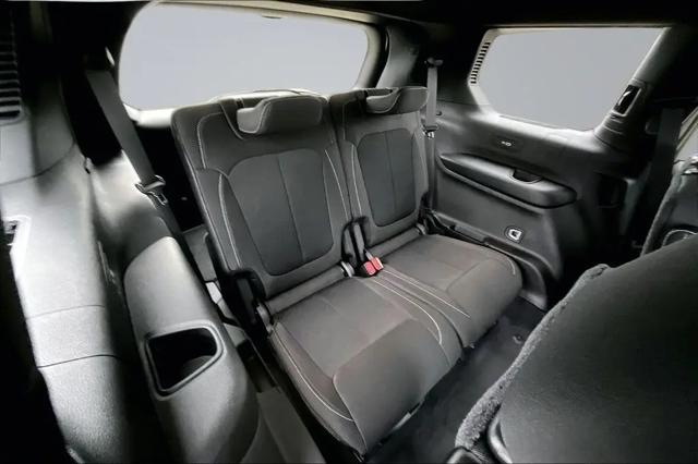 2026 Jeep Grand Cherokee L Altitude 4x4