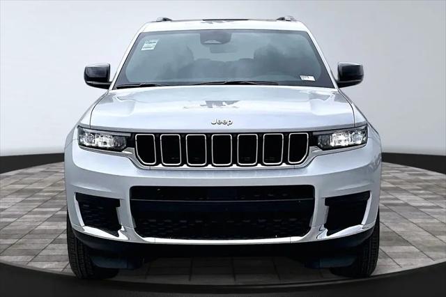 2026 Jeep Grand Cherokee L Altitude 4x4