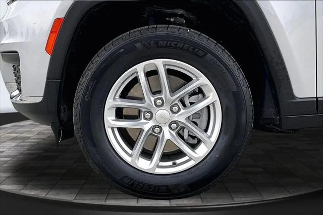 2026 Jeep Grand Cherokee L Altitude 4x4