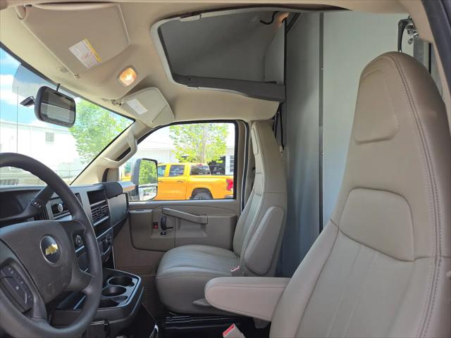 2026 Chevrolet Express Cutaway 4500 Van