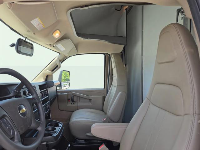 2026 Chevrolet Express Cutaway 4500 Van