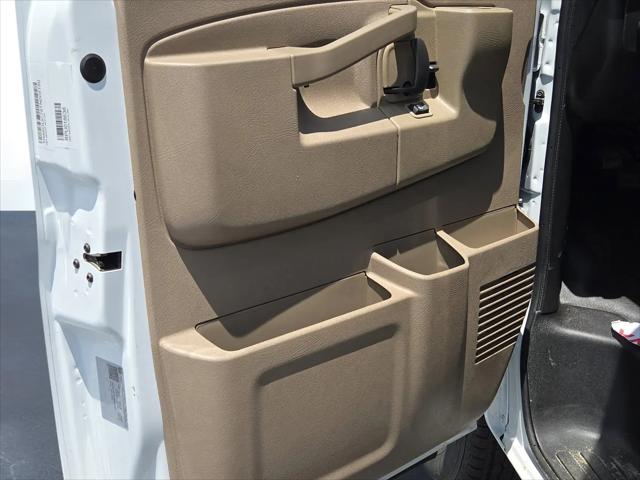 2026 Chevrolet Express Cutaway 4500 Van