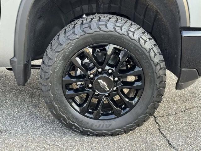 2026 Chevrolet Silverado 2500HD Crew Cab, Standard Bed, LTZ, 4WD