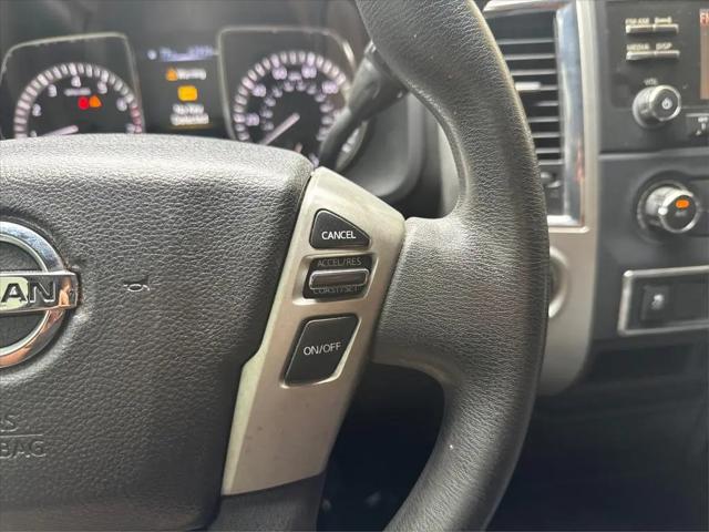 2017 Nissan Titan SV