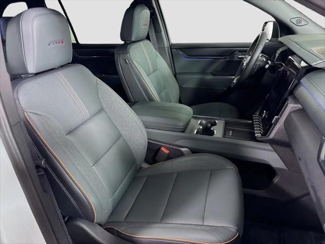 2026 GMC Acadia AT4 AWD
