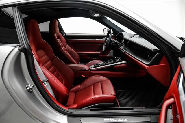 2021 Porsche 911 Turbo S