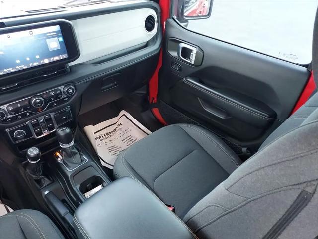 2024 Jeep Wrangler 4-Door Sahara 4x4