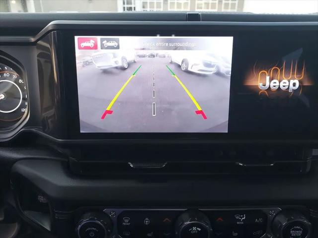 2024 Jeep Wrangler 4-Door Sahara 4x4
