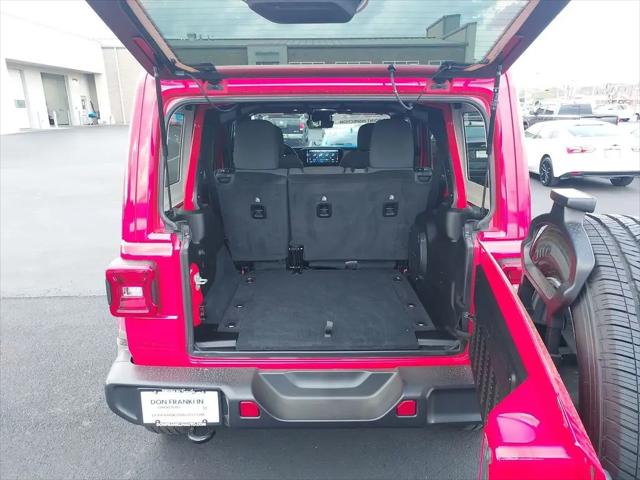 2024 Jeep Wrangler 4-Door Sahara 4x4