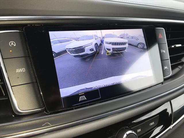2023 Buick Enclave Essence AWD