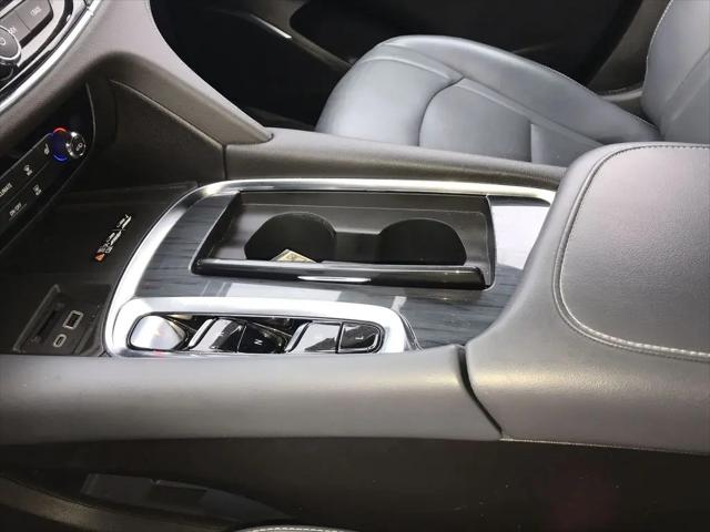 2023 Buick Enclave Essence AWD