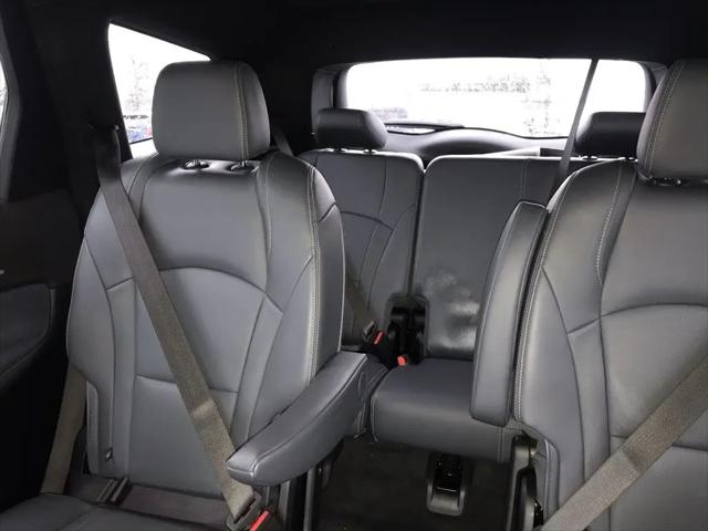 2023 Buick Enclave Essence AWD
