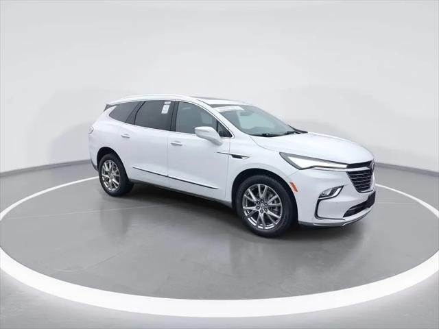 2023 Buick Enclave Essence AWD