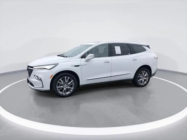 2023 Buick Enclave Essence AWD
