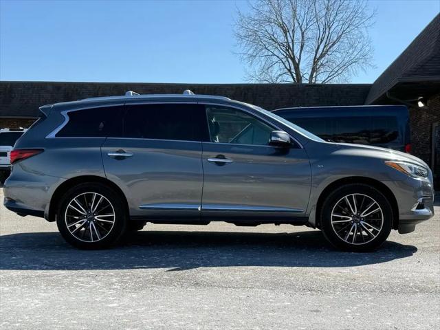 2019 INFINITI QX60 LUXE
