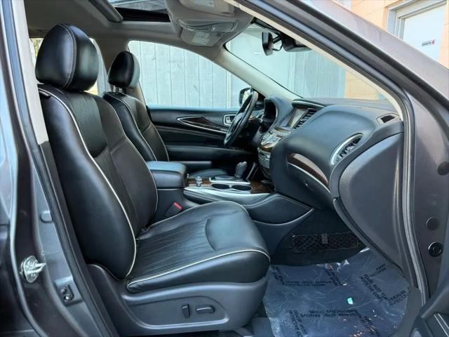 2019 INFINITI QX60 LUXE