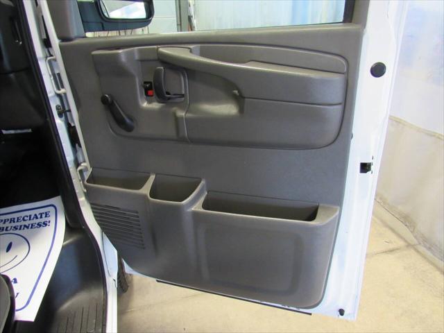 2015 Chevrolet Express Cutaway 3500