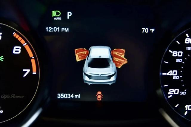 2022 Alfa Romeo Giulia Ti AWD
