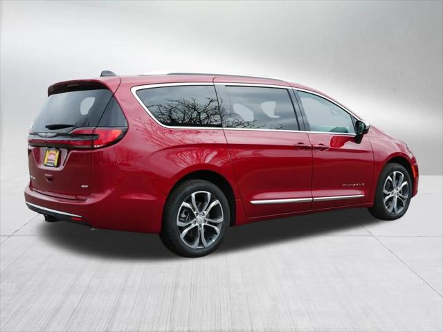 2026 Chrysler Pacifica Pinnacle AWD