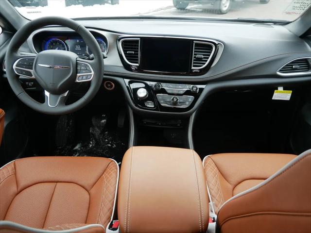 2026 Chrysler Pacifica Pinnacle AWD