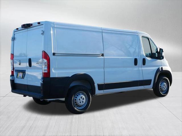 2026 Ram ProMaster Cargo Van Tradesman Low Roof 136" WB w/Pass Seat