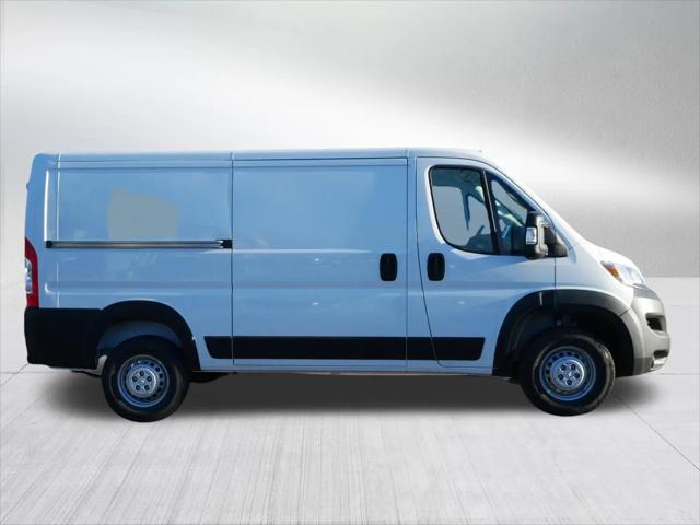 2026 Ram ProMaster Cargo Van Tradesman Low Roof 136" WB w/Pass Seat