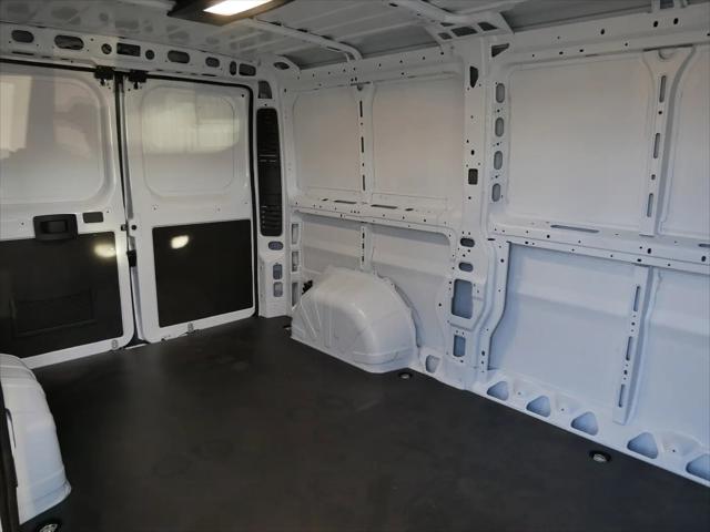 2026 Ram ProMaster Cargo Van Tradesman Low Roof 136" WB w/Pass Seat