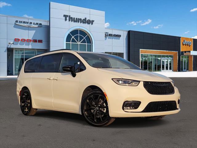 2026 Chrysler Pacifica Select for sale in Bartow, FL