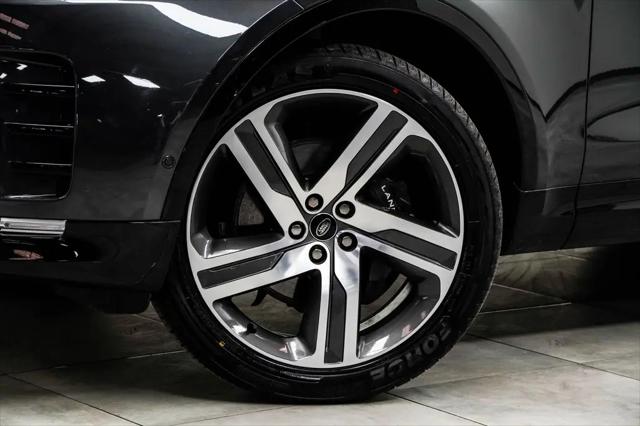 2023 Land Rover Discovery P360 Metropolitan Edition