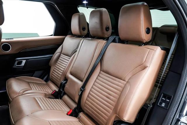 2023 Land Rover Discovery P360 Metropolitan Edition