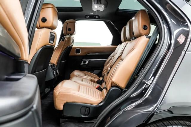 2023 Land Rover Discovery P360 Metropolitan Edition