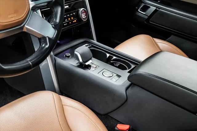 2023 Land Rover Discovery P360 Metropolitan Edition