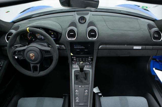 2025 Porsche 718 Spyder RS