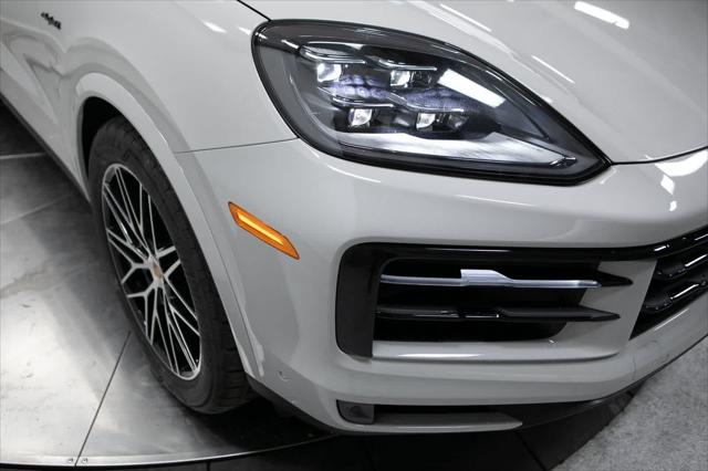 2026 Porsche Cayenne E-Hybrid S