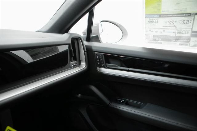 2026 Porsche Cayenne E-Hybrid S