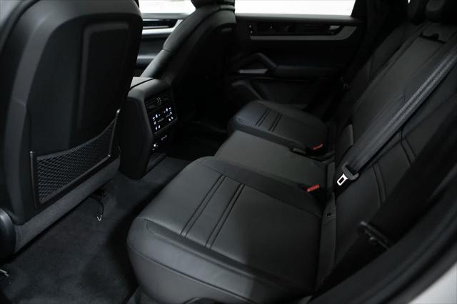 2026 Porsche Cayenne E-Hybrid S