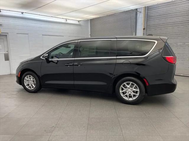 2026 Chrysler Voyager LX