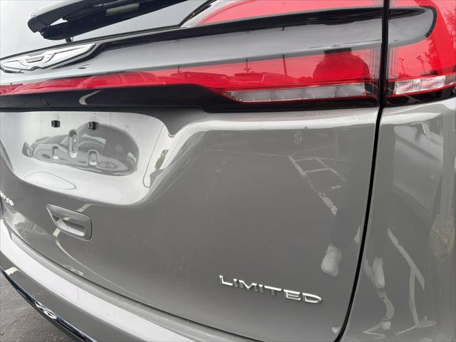 2024 Chrysler Pacifica Limited