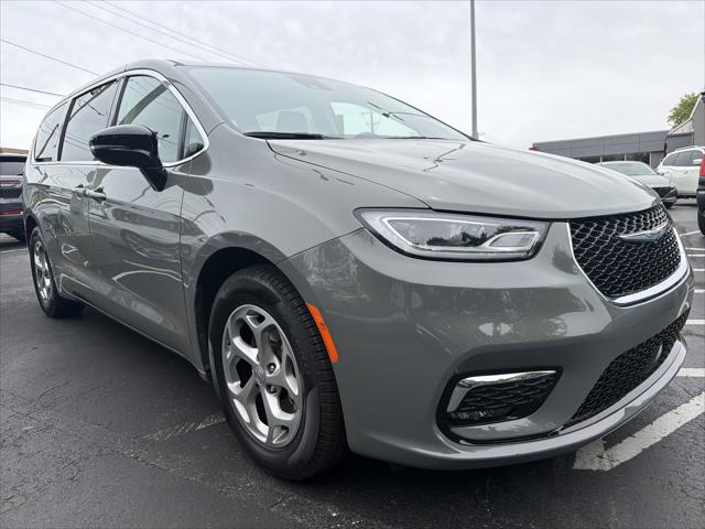 2024 Chrysler Pacifica Limited for sale in Montgomeryville, PA