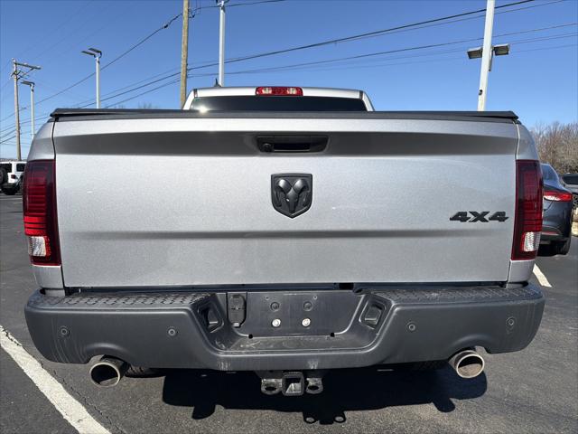 2024 Ram 1500 Classic Warlock Crew Cab 4x4 5'7" Box