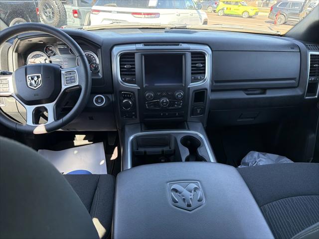 2024 Ram 1500 Classic Warlock Crew Cab 4x4 5'7" Box
