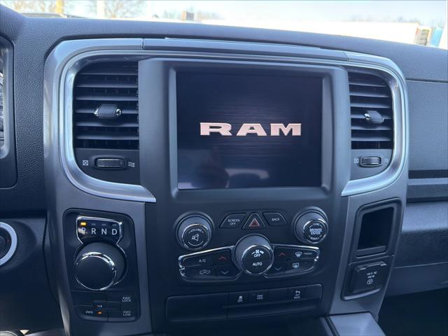 2024 Ram 1500 Classic Warlock Crew Cab 4x4 5'7" Box
